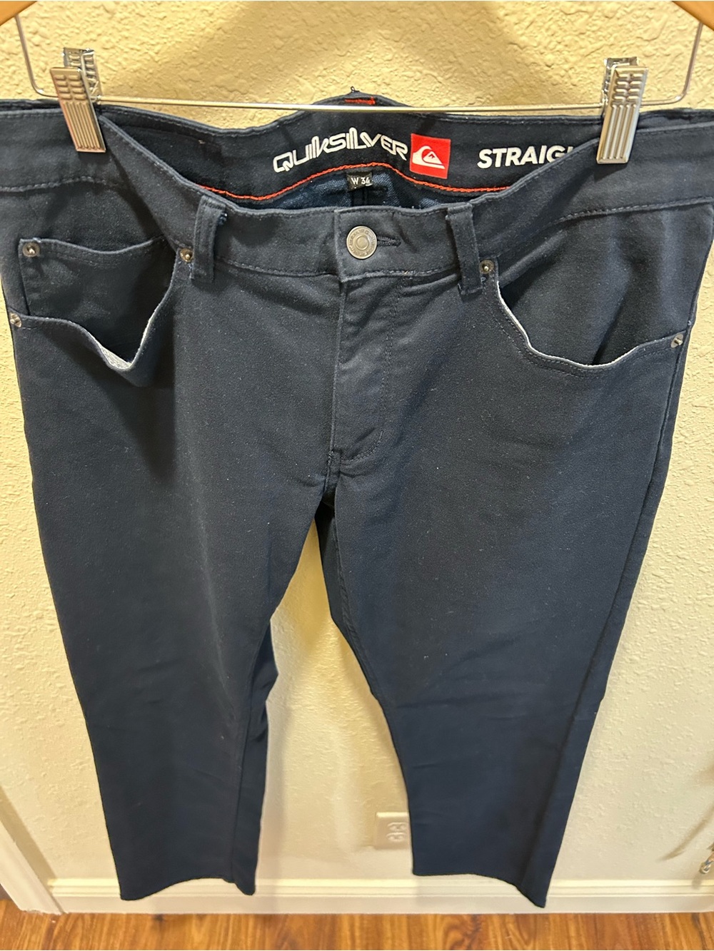 Quiksilver Men’s Straight Dark Navy Jeans 34x32